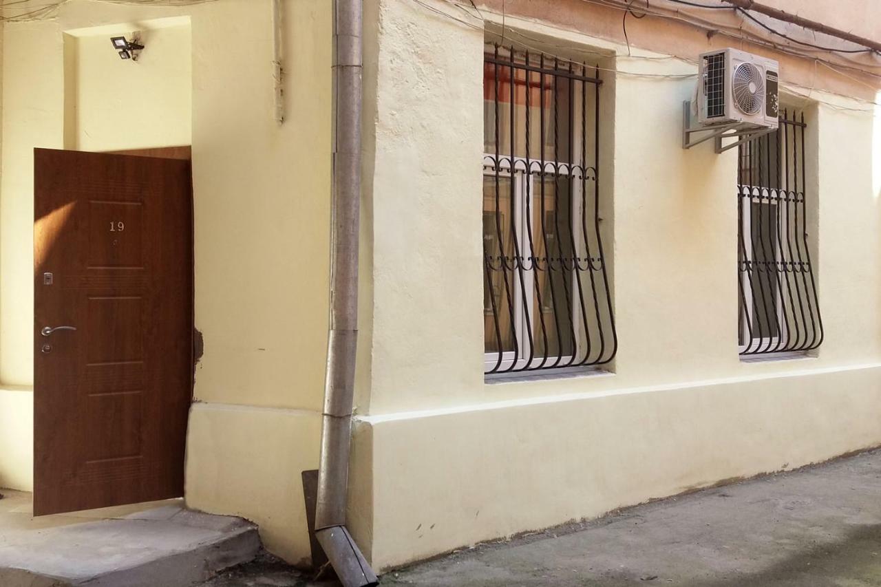 Apartment At Teodora Sqr リヴィウ エクステリア 写真